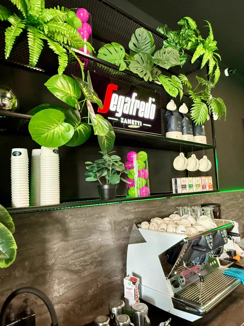 Kawa w kawiarni Raban